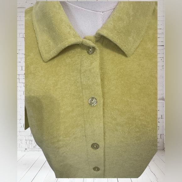 Andie Cropped Button-Up Terry Top Small NWT Green Soft Stretch Terry Loungewear - Picture 3 of 4